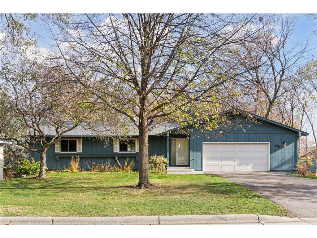 6241 Dogwood Avenue Excelsior MN 55331 - Minnewashta 6816195 image1