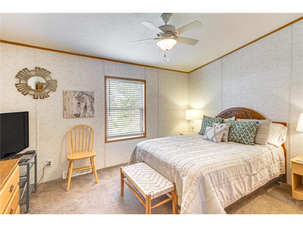 6242 Hendricks Haven Road NE Tenstrike MN 56683 7090598 image24