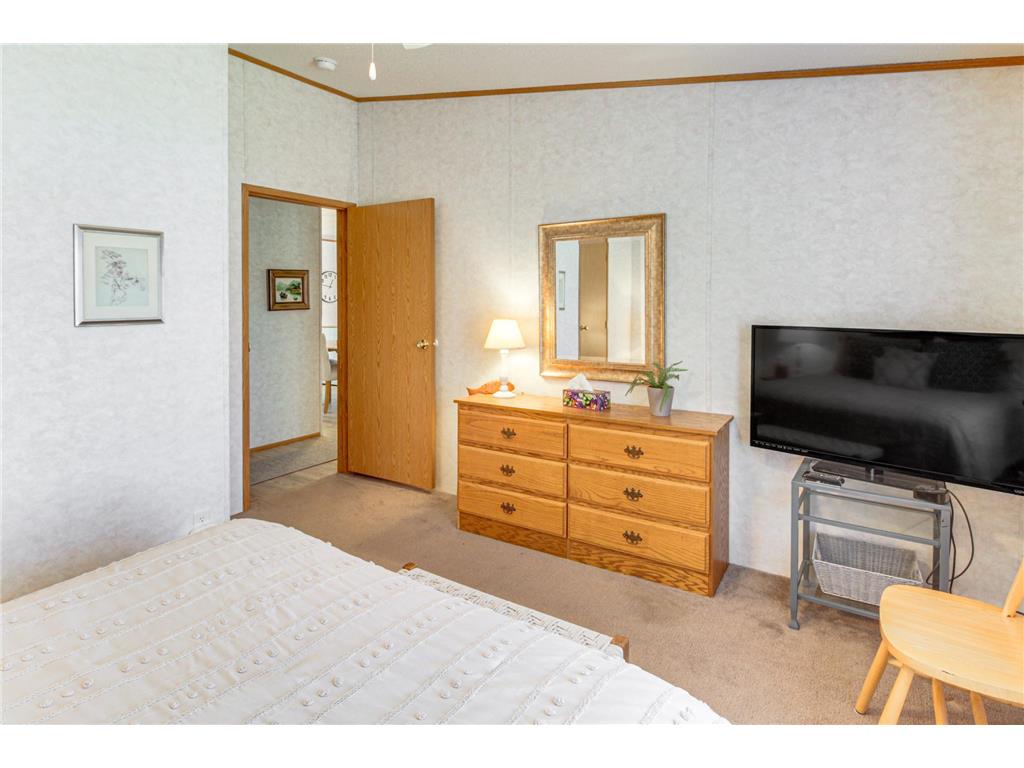 6242 Hendricks Haven Road NE Tenstrike MN 56683 7090598 image26