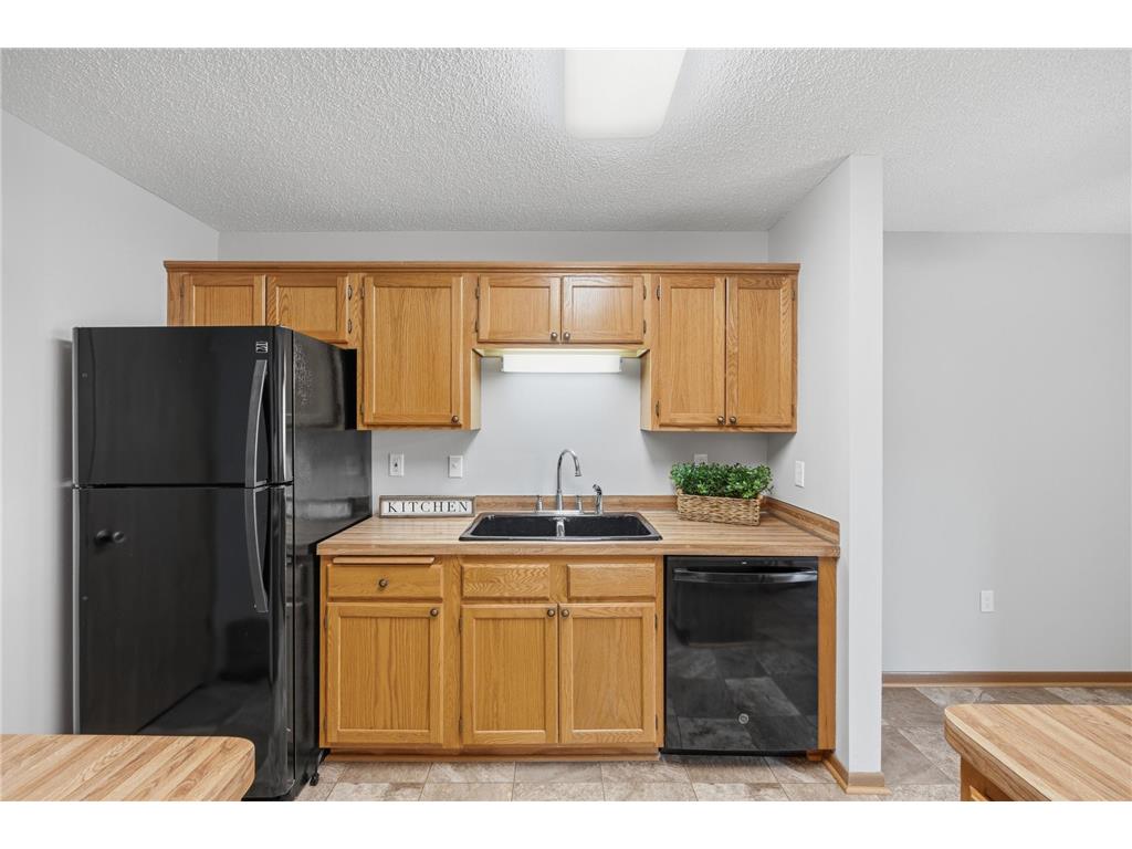 6242 Magda Drive #B Maple Grove MN 55369 7046077 image5