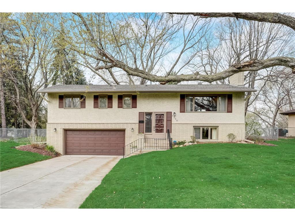 6249 Yukon Avenue N Brooklyn Park MN 55428 6518883 image1