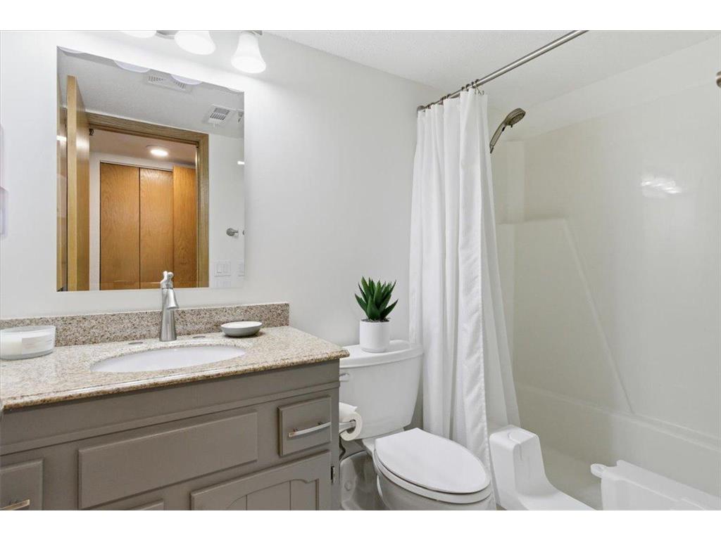 625 19th Street NW #103 Rochester MN 55901 6816381 image19