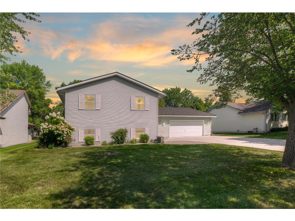 625 1st Street E, Glencoe, MN 55336 MLS 6256039 Edina Realty