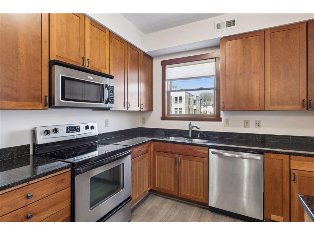 625 Dayton Avenue #4 Saint Paul MN 55104 7043230 image13