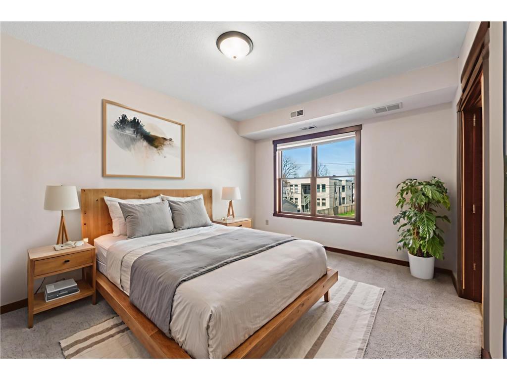 625 Dayton Avenue #4 Saint Paul MN 55104 7043230 image18