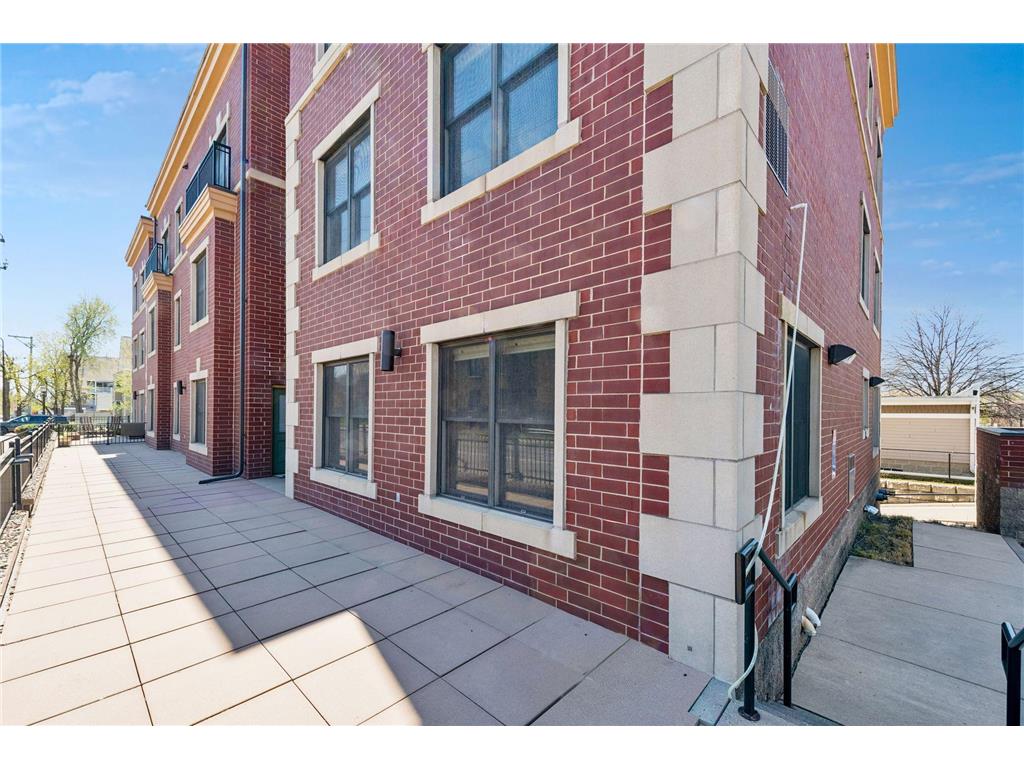 625 Dayton Avenue #4 Saint Paul MN 55104 7043230 image2
