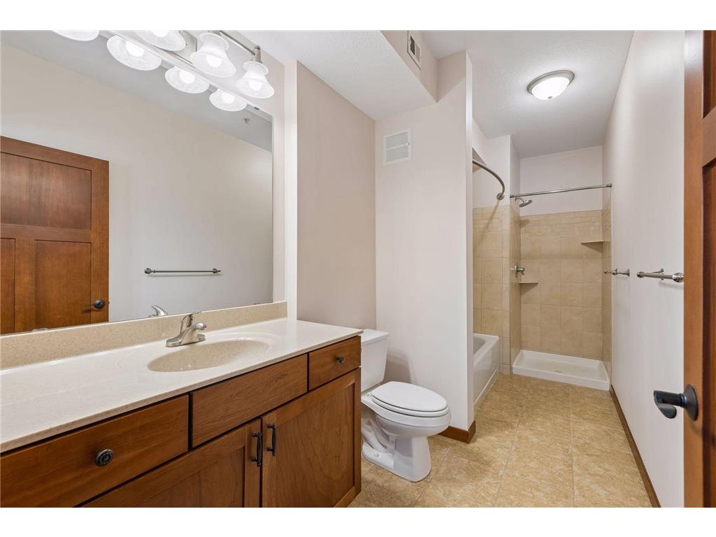 625 Dayton Avenue #4 Saint Paul MN 55104 7043230 image22