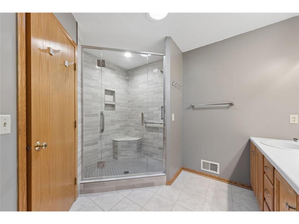 625 E 1st Street Waconia MN 55387 6826341 image16
