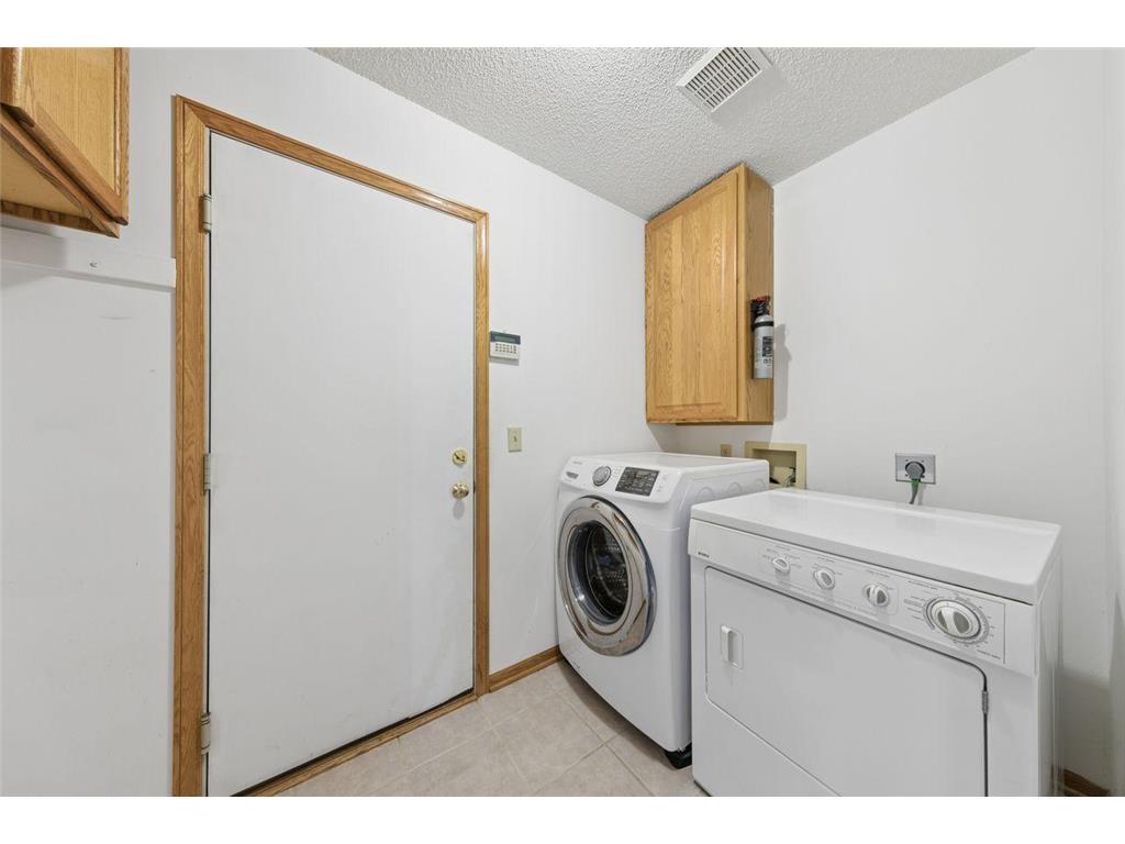 625 E 1st Street Waconia MN 55387 6826341 image17