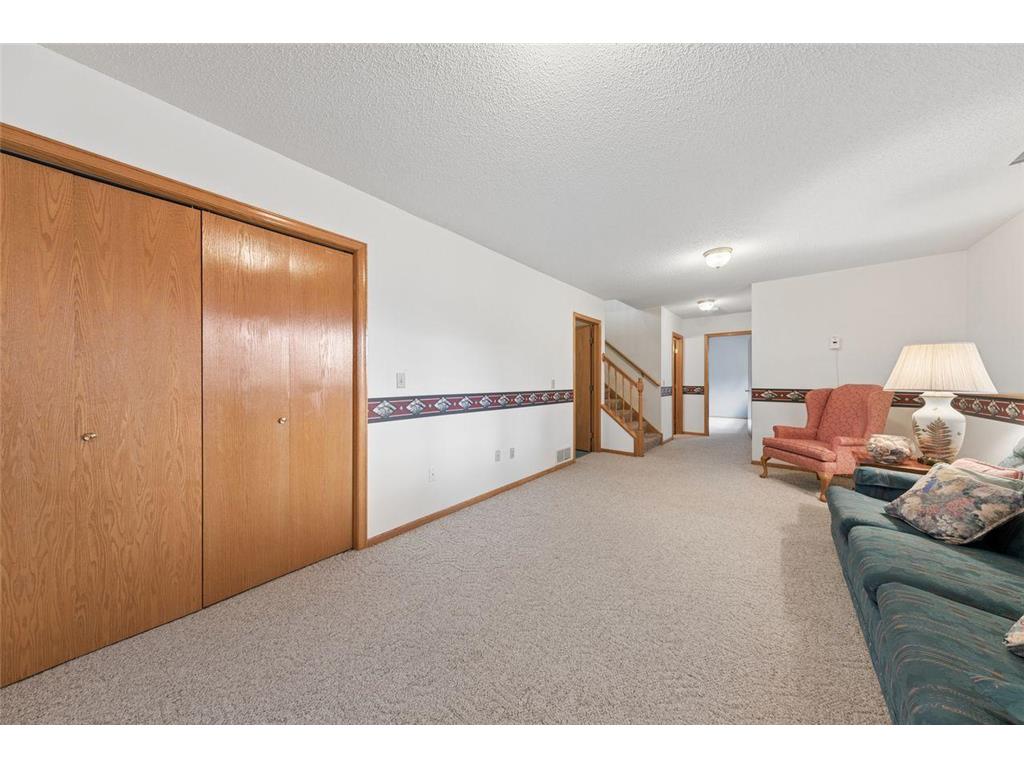 625 E 1st Street Waconia MN 55387 6826341 image25