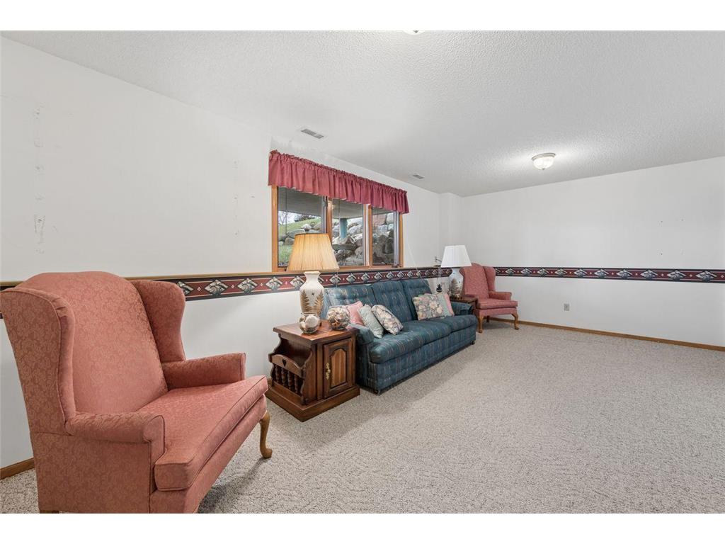 625 E 1st Street Waconia MN 55387 6826341 image26