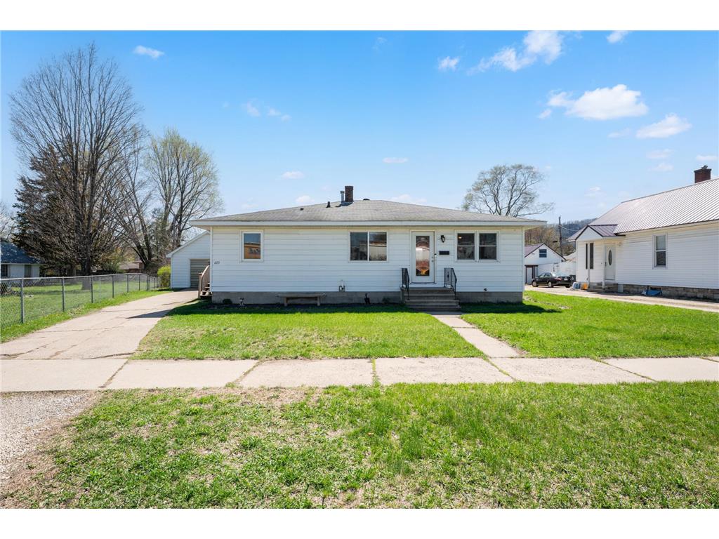 625 E Mark Street Winona MN 55987 7063932 image1