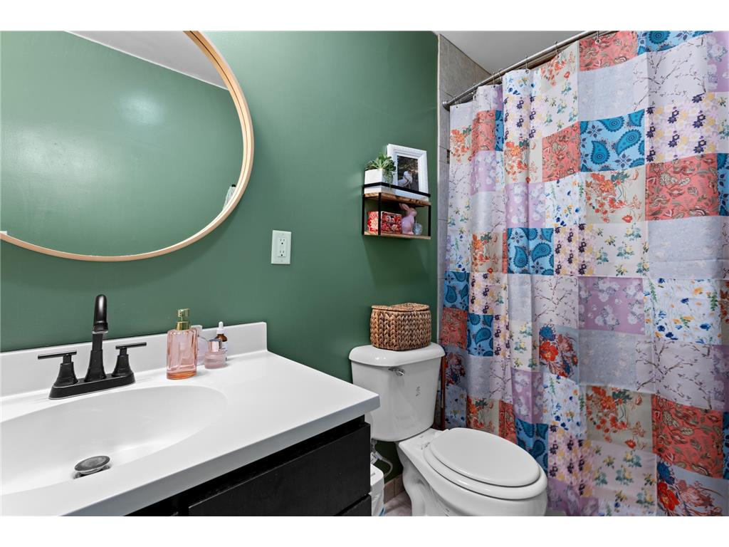 625 E Mark Street Winona MN 55987 7063932 image12
