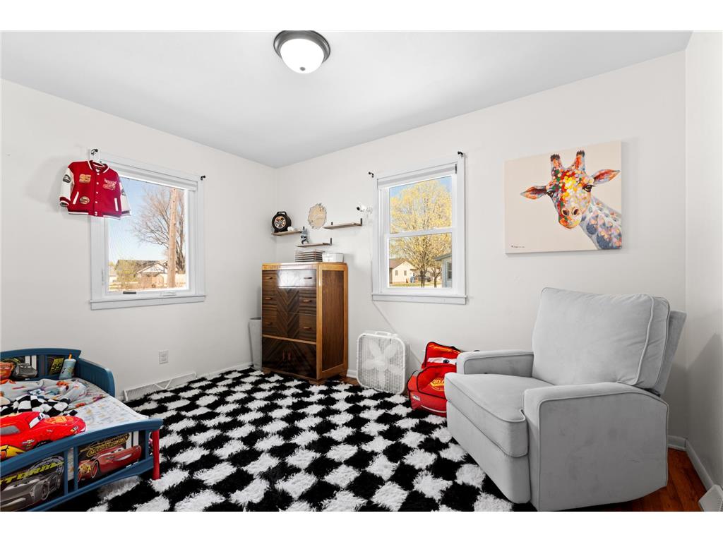 625 E Mark Street Winona MN 55987 7063932 image13