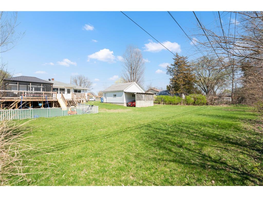 625 E Mark Street Winona MN 55987 7063932 image32