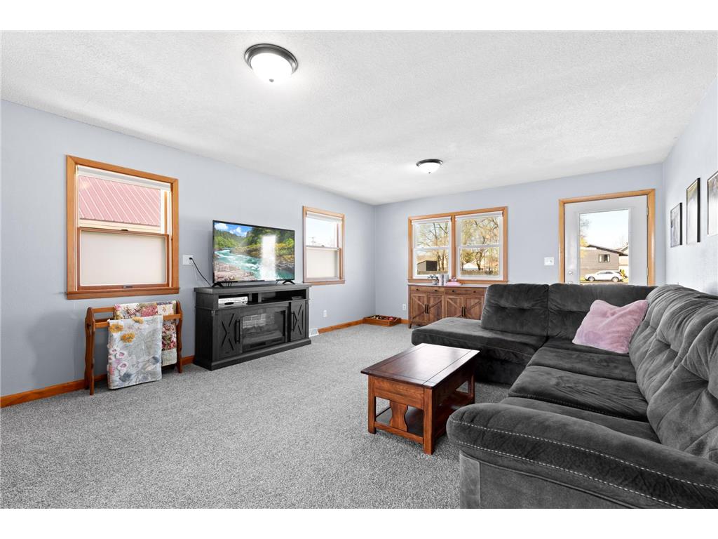625 E Mark Street Winona MN 55987 7063932 image4