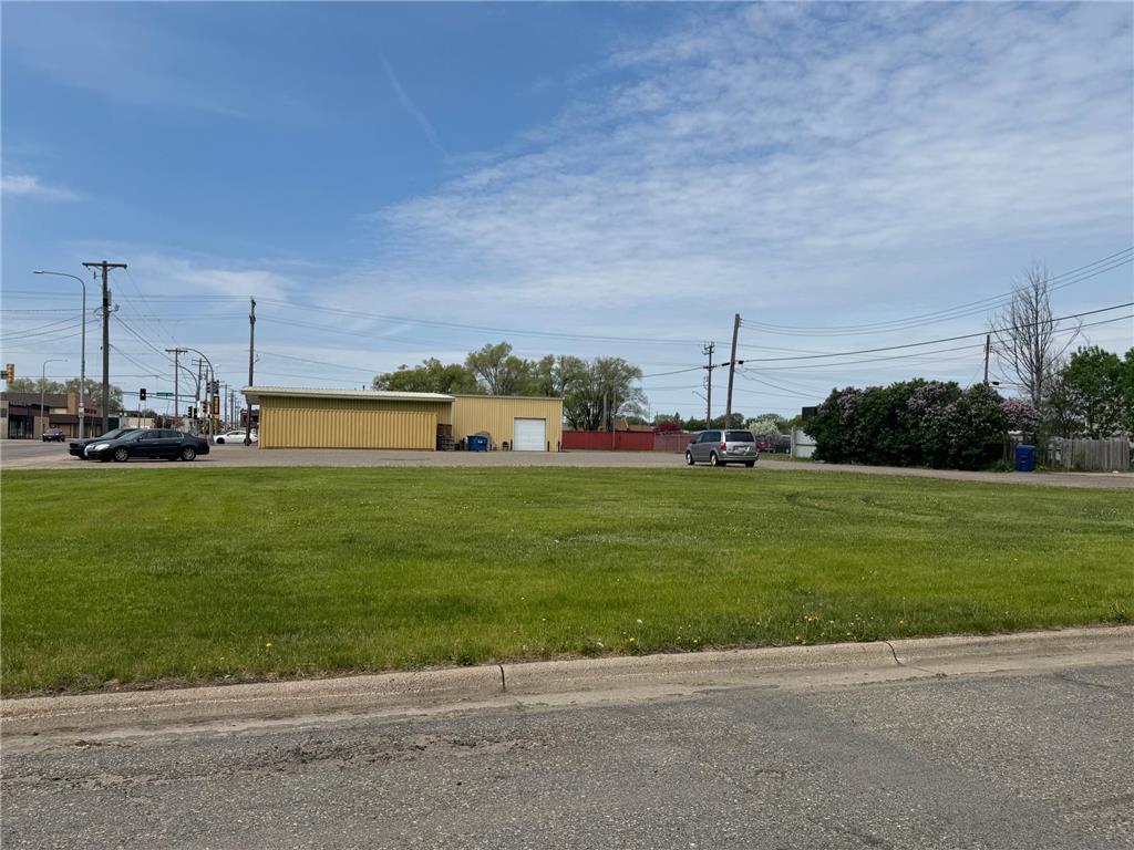 625 E Saint Germain Street Saint Cloud MN 56304 7082721 image2