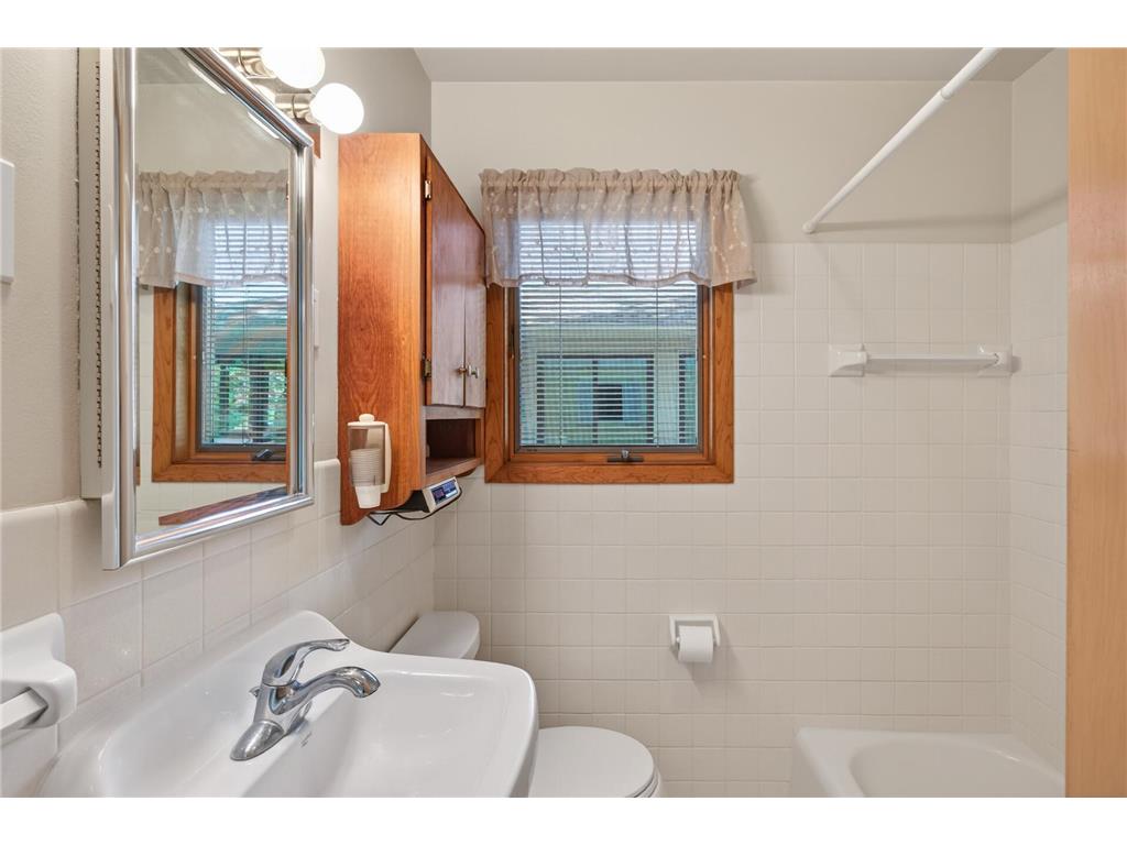 625 Jefferson Street Anoka MN 55303 7074718 image11