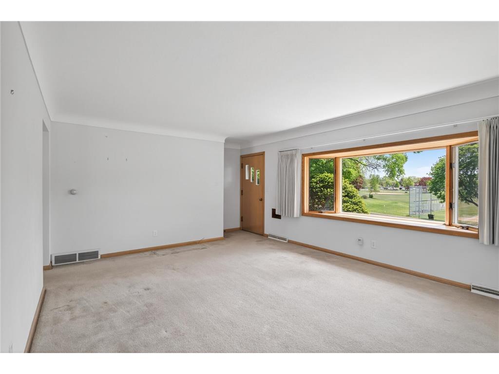 625 Jefferson Street Anoka MN 55303 7074718 image2