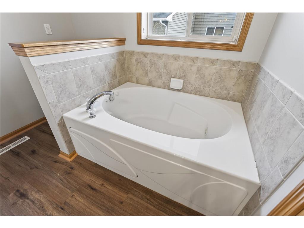 625 Juliet Avenue Clearwater MN 55320 7026263 image16