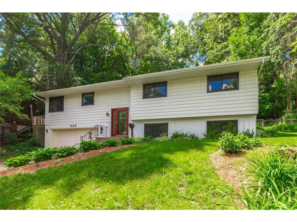 625 Lexington Parkway S Saint Paul MN 55116 6612195 image1