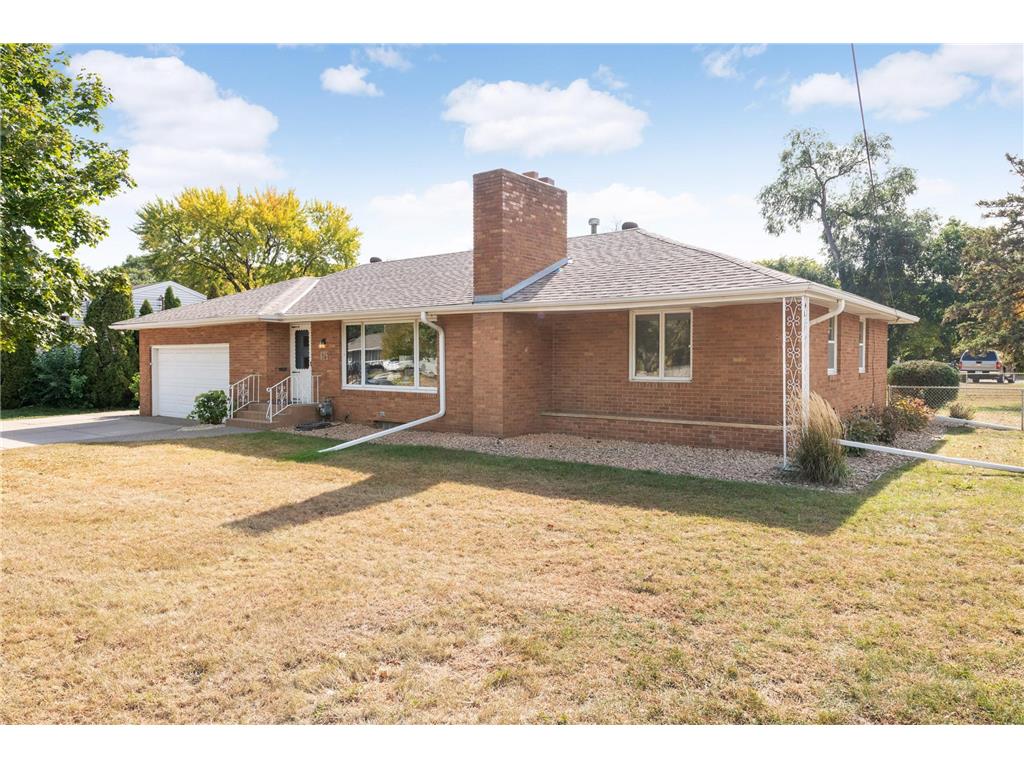 625 W 102nd Street, Bloomington, MN, 55420 MLS 6266503 Edina Realty