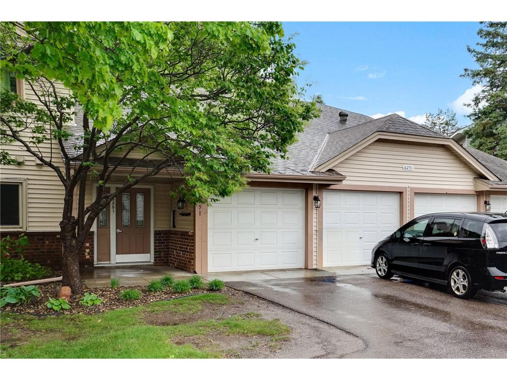 6251 Magda Drive #B Maple Grove MN 55369 6725229 image1
