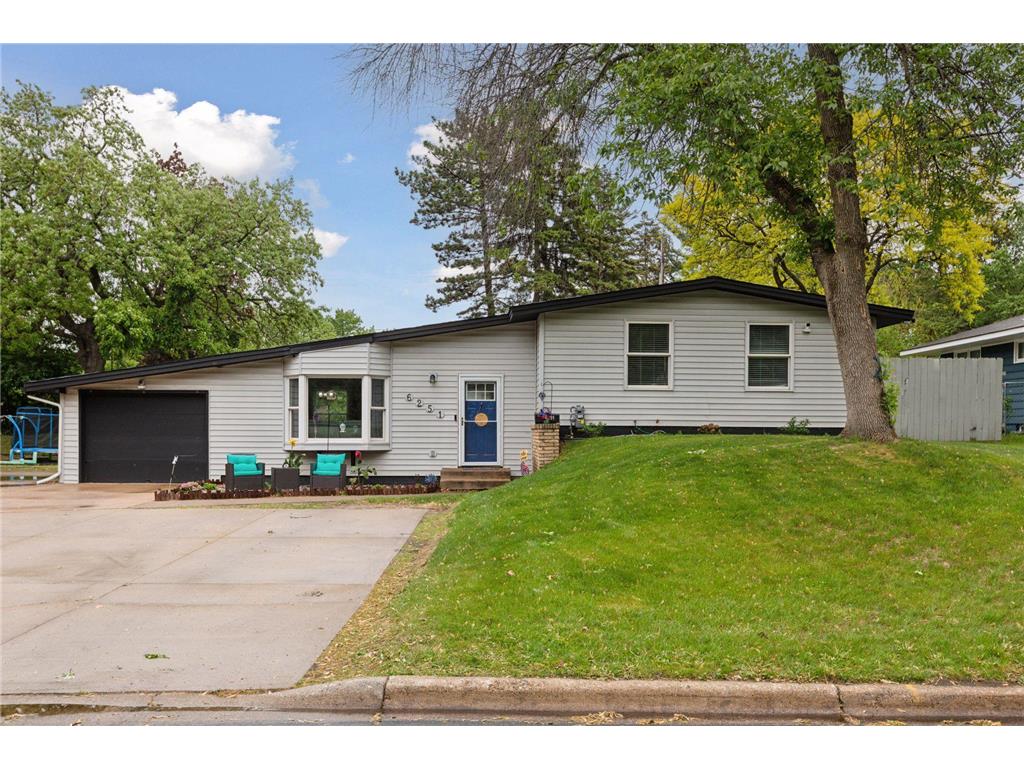 6251 Trinity Drive NE Fridley MN 55432 6724591 image1
