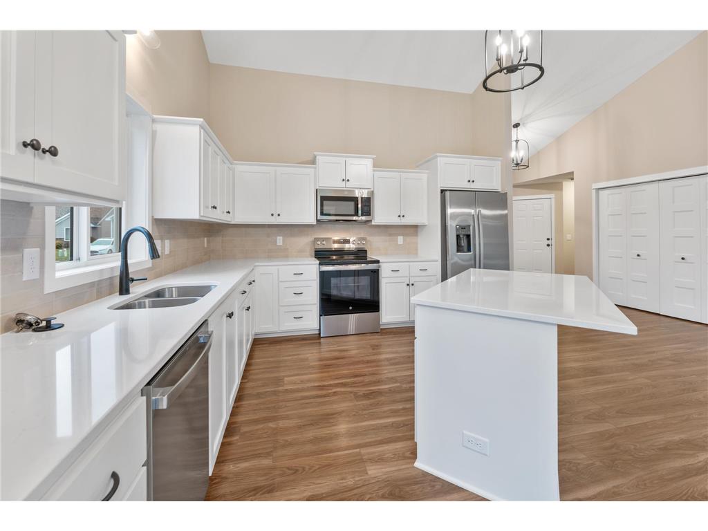 6254 209th Street N Forest Lake MN 55025 6685885 image4