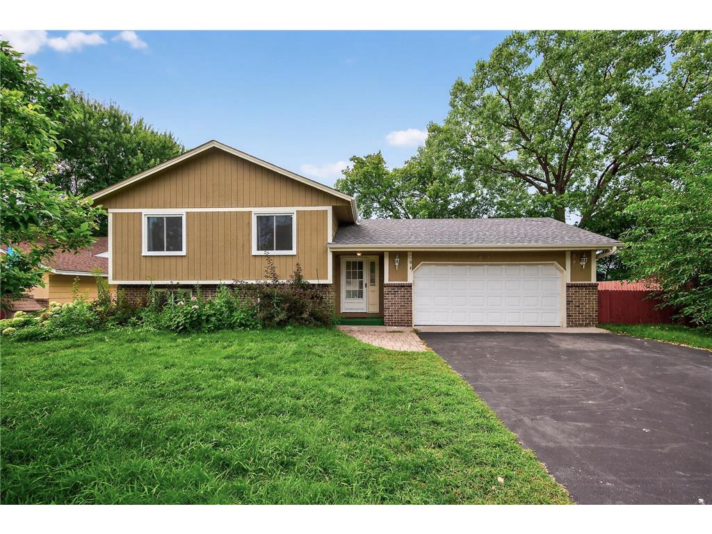 6255 Edgemont Boulevard N Brooklyn Park MN 55428 6758188 image1