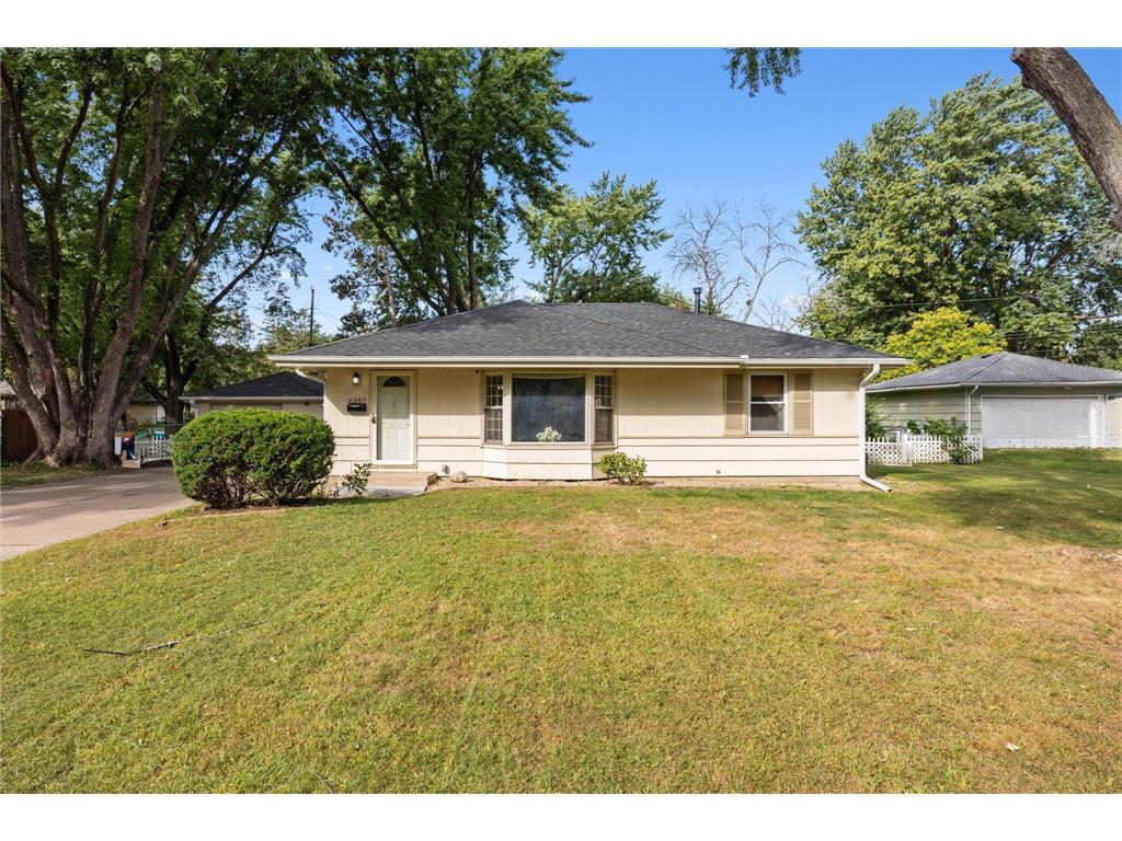 6257 Rhode Island Avenue N Brooklyn Park MN 55428 6601493 image1