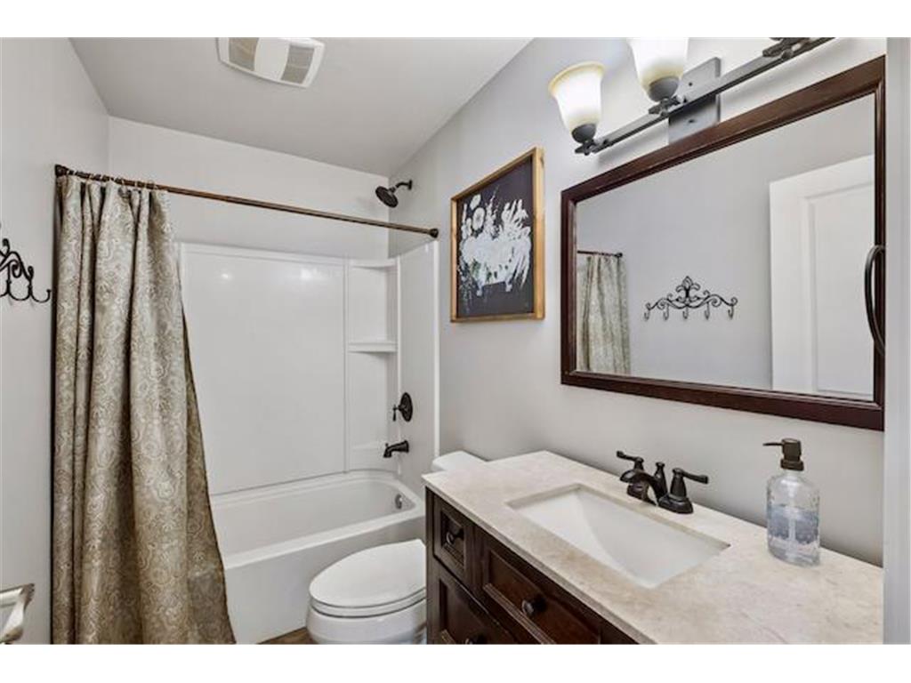 626 Hillside Drive Eagan MN 55121 7105287 image19