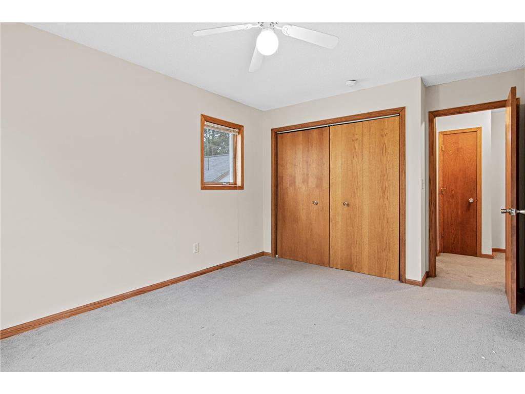 6262 7th Street N Oakdale MN 55128 7081922 image19