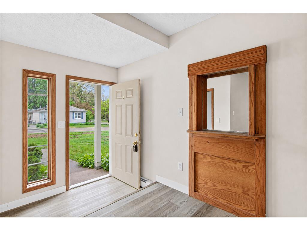 6262 7th Street N Oakdale MN 55128 7081922 image2