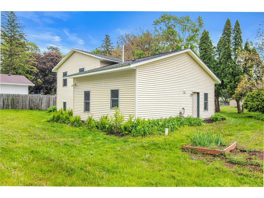 6262 7th Street N Oakdale MN 55128 7081922 image29