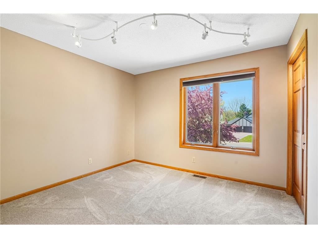 6262 Fernbrook Lane N Maple Grove MN 55311 7071045 image15