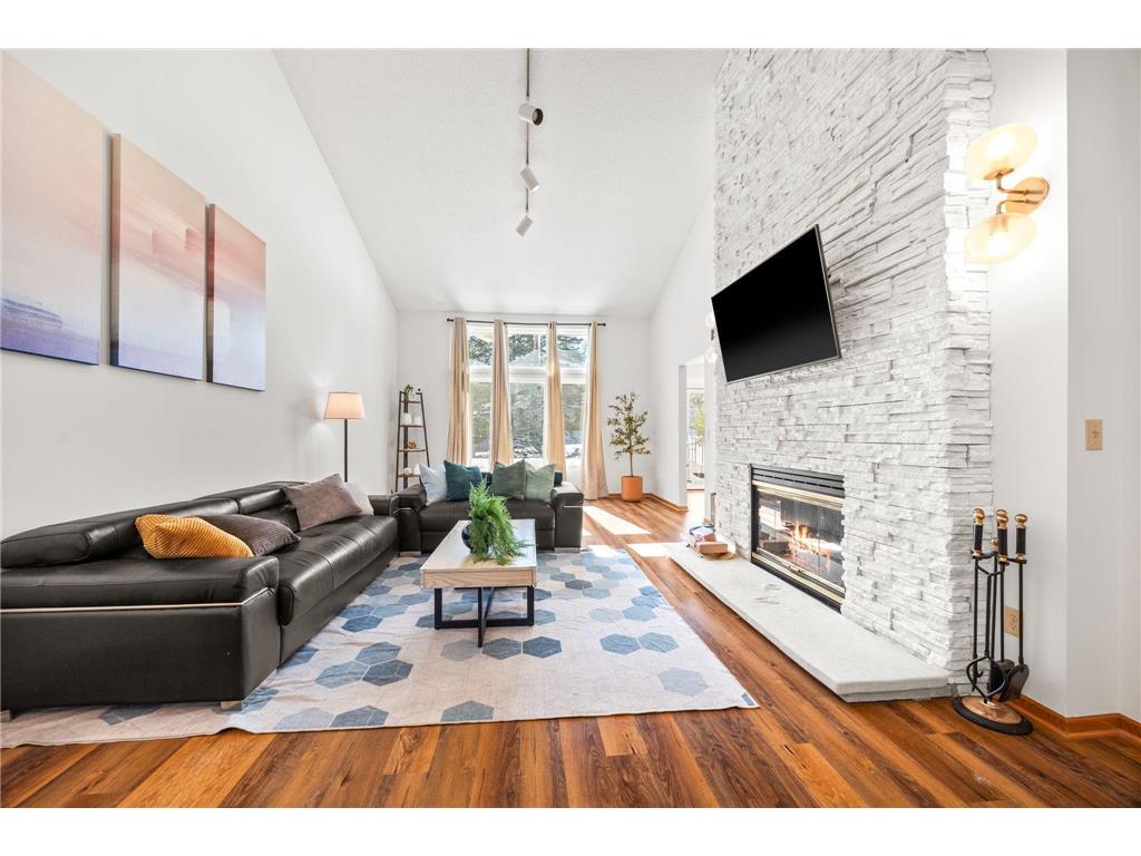 6263 Sequoia Circle Eden Prairie MN 55346 7040885 image1