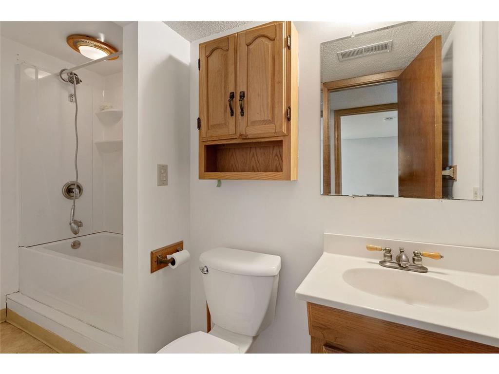 6264 15th Street N Oakdale MN 55128 7089083 image13