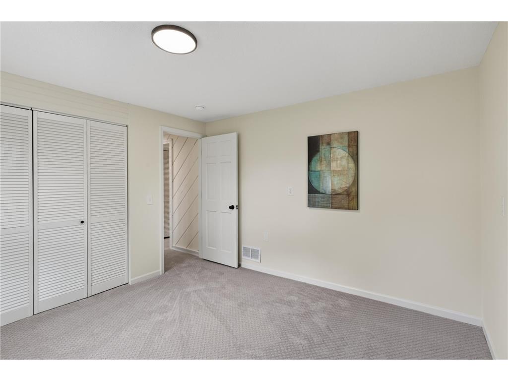 6266 Rivlyn Avenue NW Ramsey MN 55303 - Mississippi 7094715 image32