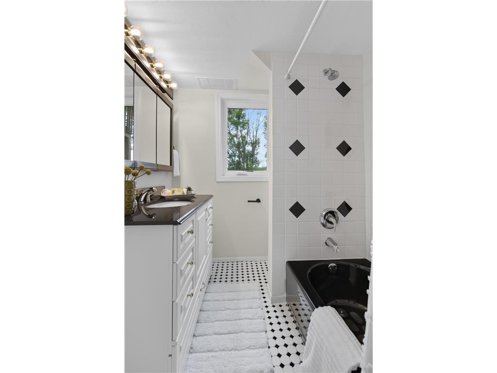 6266 Rivlyn Avenue NW Ramsey MN 55303 - Mississippi 7094715 image33
