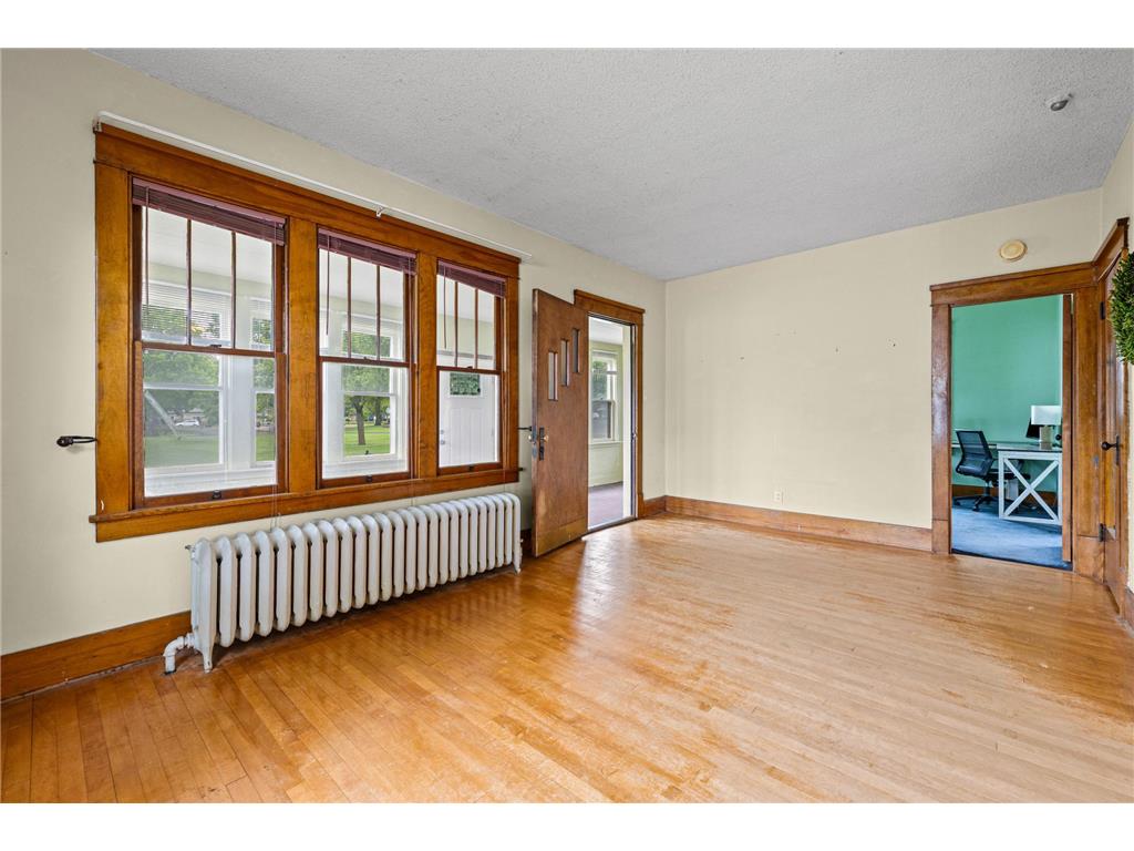 627 4th Avenue W Shakopee MN 55379 7076893 image3