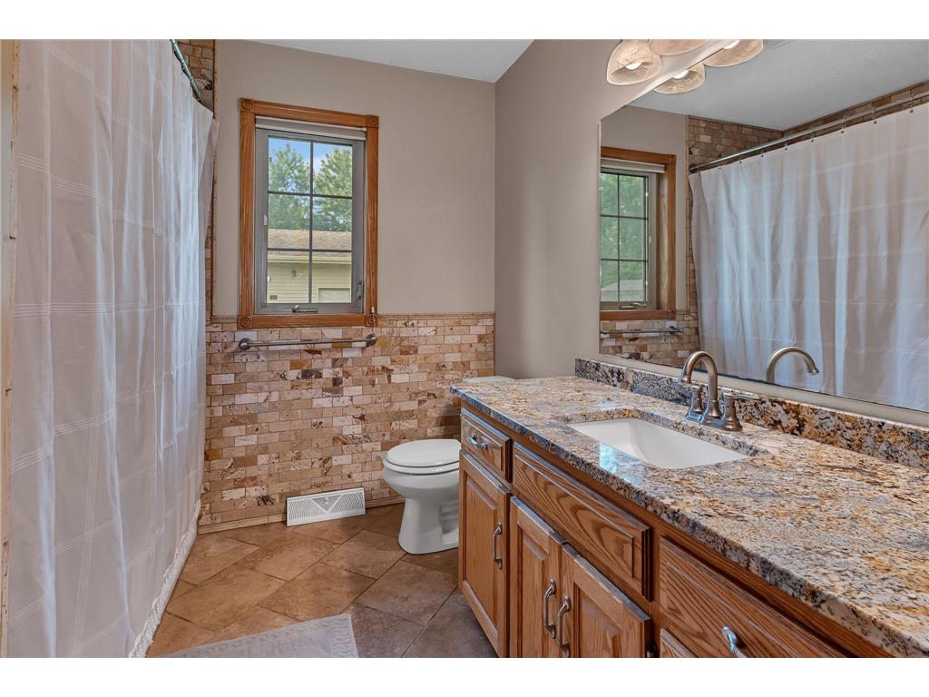 627 5th Street NW Richmond MN 56368 7109216 image17
