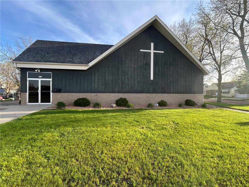 627 Clary Street Worthington MN 56187 7063046 image1