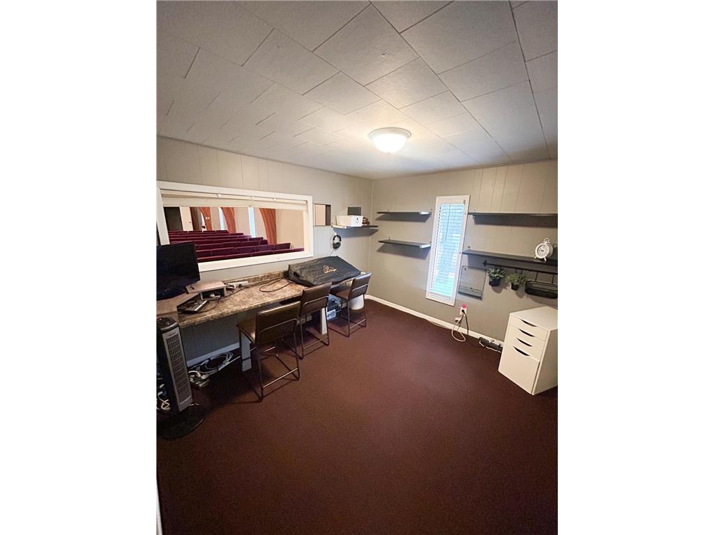 627 Clary Street Worthington MN 56187 7063046 image10