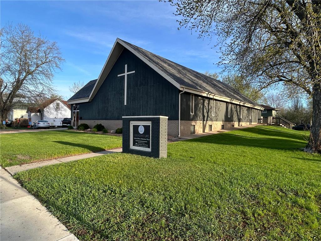 627 Clary Street Worthington MN 56187 7063046 image2