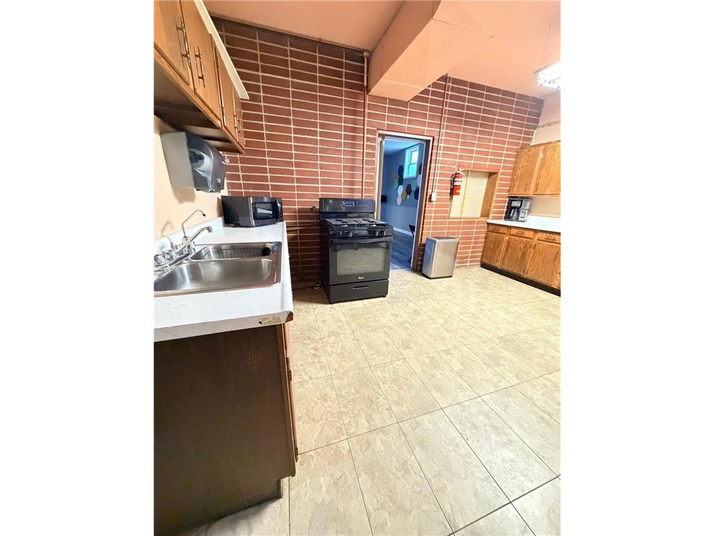 627 Clary Street Worthington MN 56187 7063046 image24