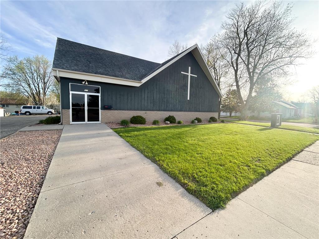 627 Clary Street Worthington MN 56187 7063046 image3