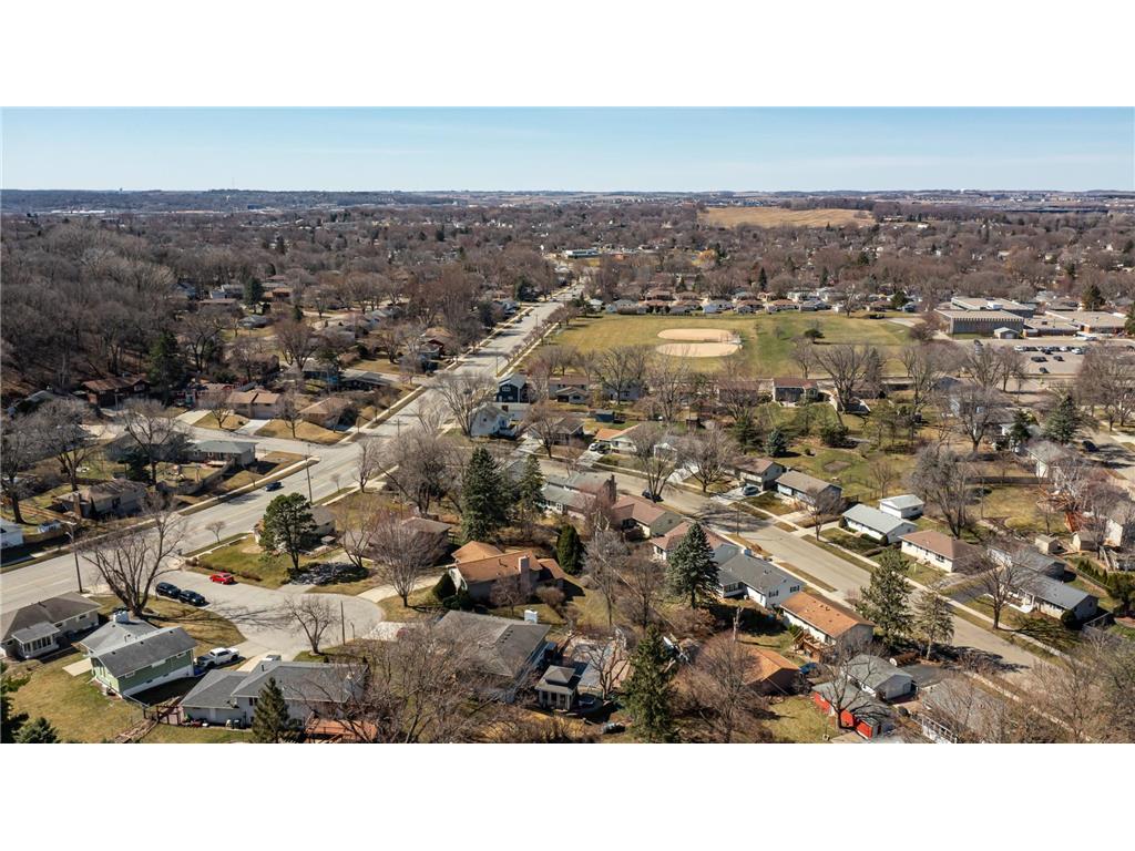 627 Elton Hills Drive NW, Rochester, MN, 55901 MLS 9121308 Edina