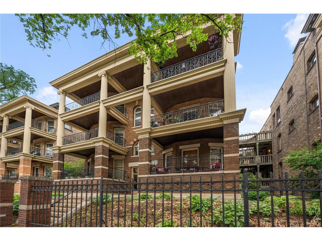627 Grand Avenue #4 Saint Paul MN 55105 6387266 image1