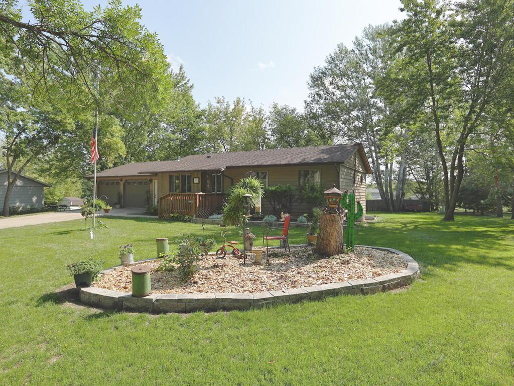 627 Northgate Drive, Winsted, MN, 55395 MLS 6093919 Edina Realty